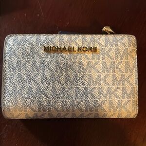 Michael Kors Monogram Wallet